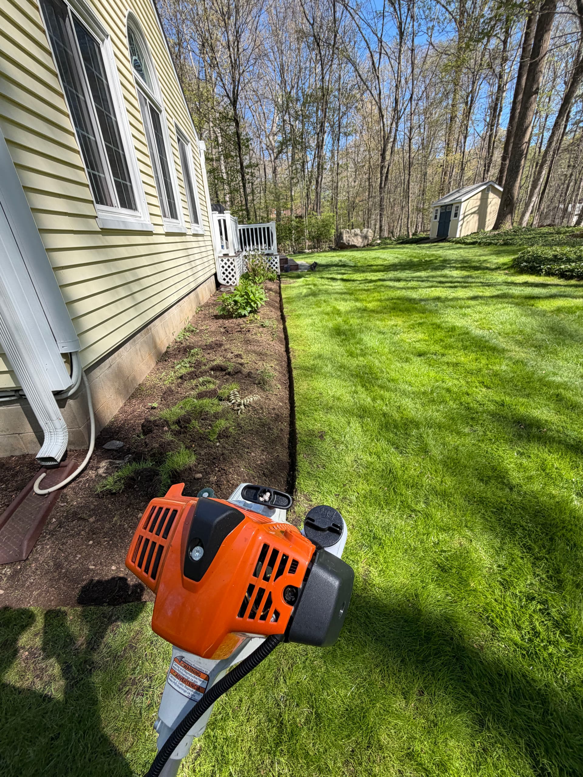 Gallery photos for Weekly Lawn Mowing Service Keeping Madison CT Yards Sharp: Image #1