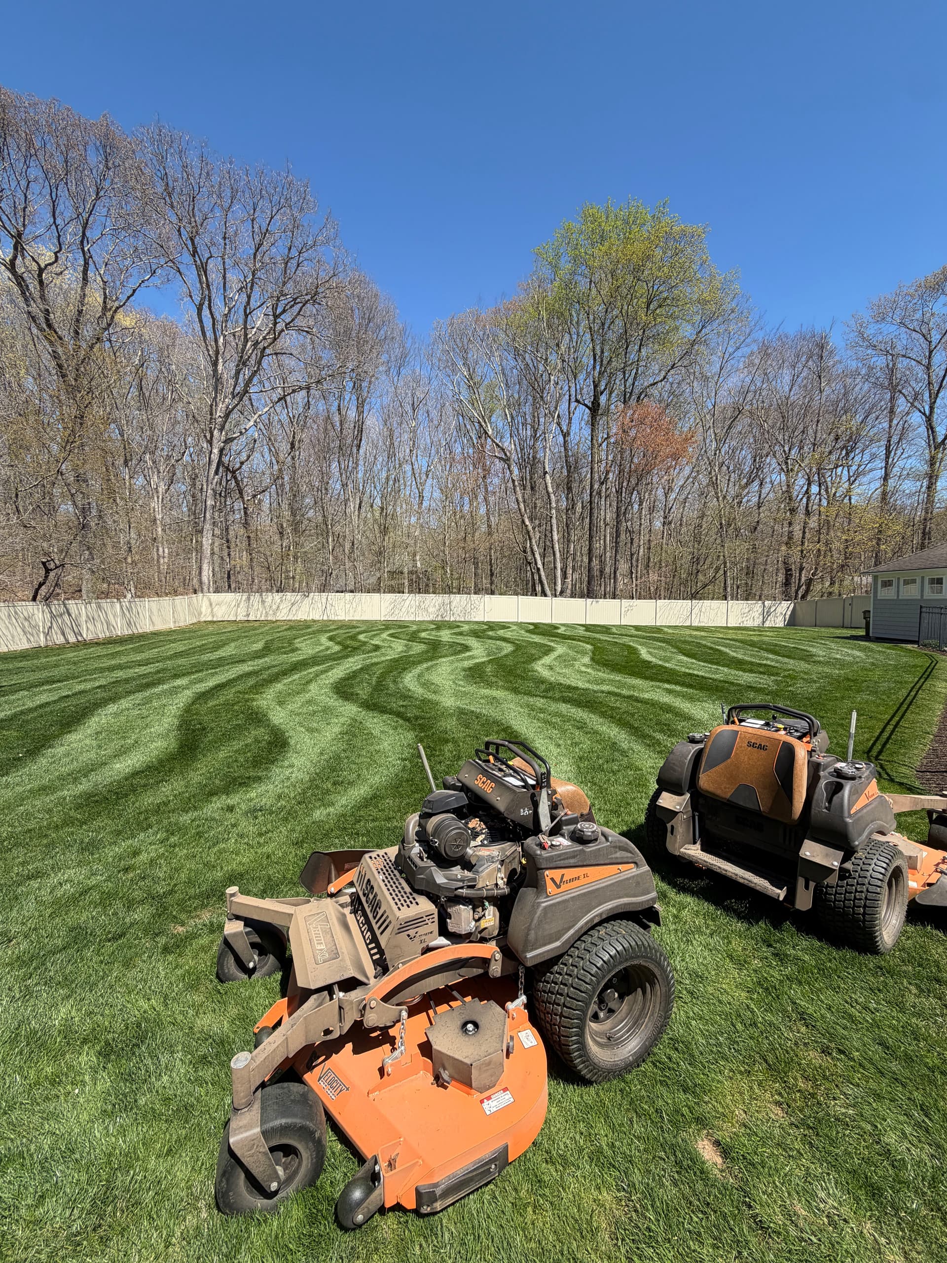 Weekly Lawn Mowing Service in Madison CT That Delivers Real Results image