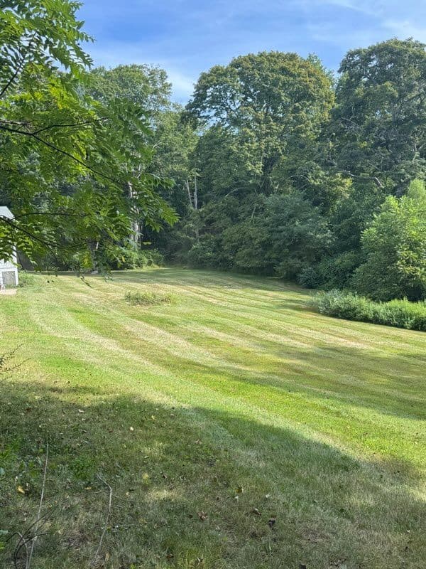 Gallery photos for Weekly Mowing for Perfect CT Shoreline Lawns: Image #1