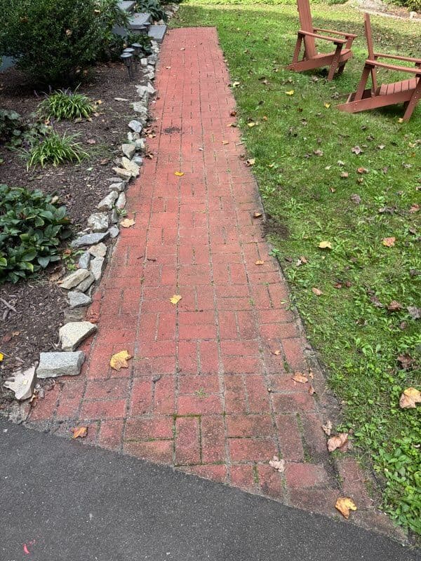 Gallery photos for Seamless Brick Walkway Installation: Image #2