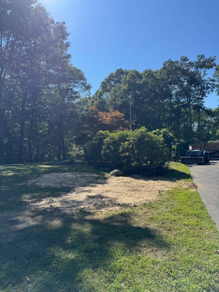 Gallery photos for Garden Transformation with River Rock in Madison CT: Image #2